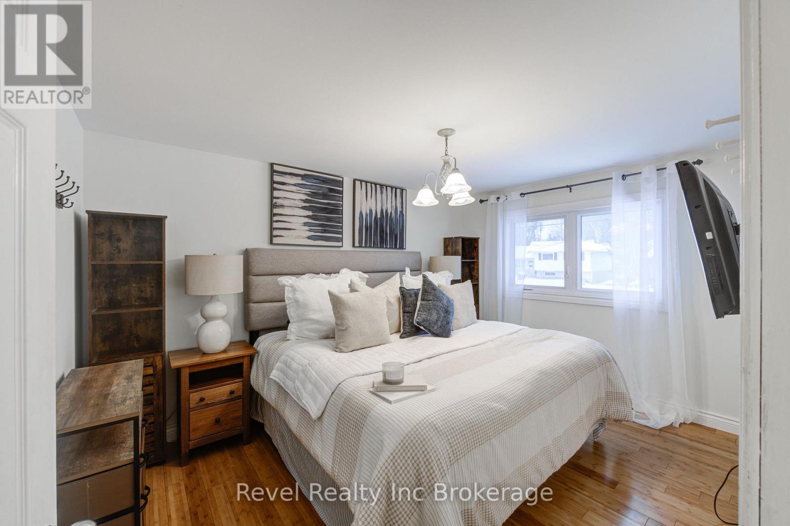 828 Warwick Street, Woodstock, Ontario  N4S 4R4 - Photo 21 - X12761000