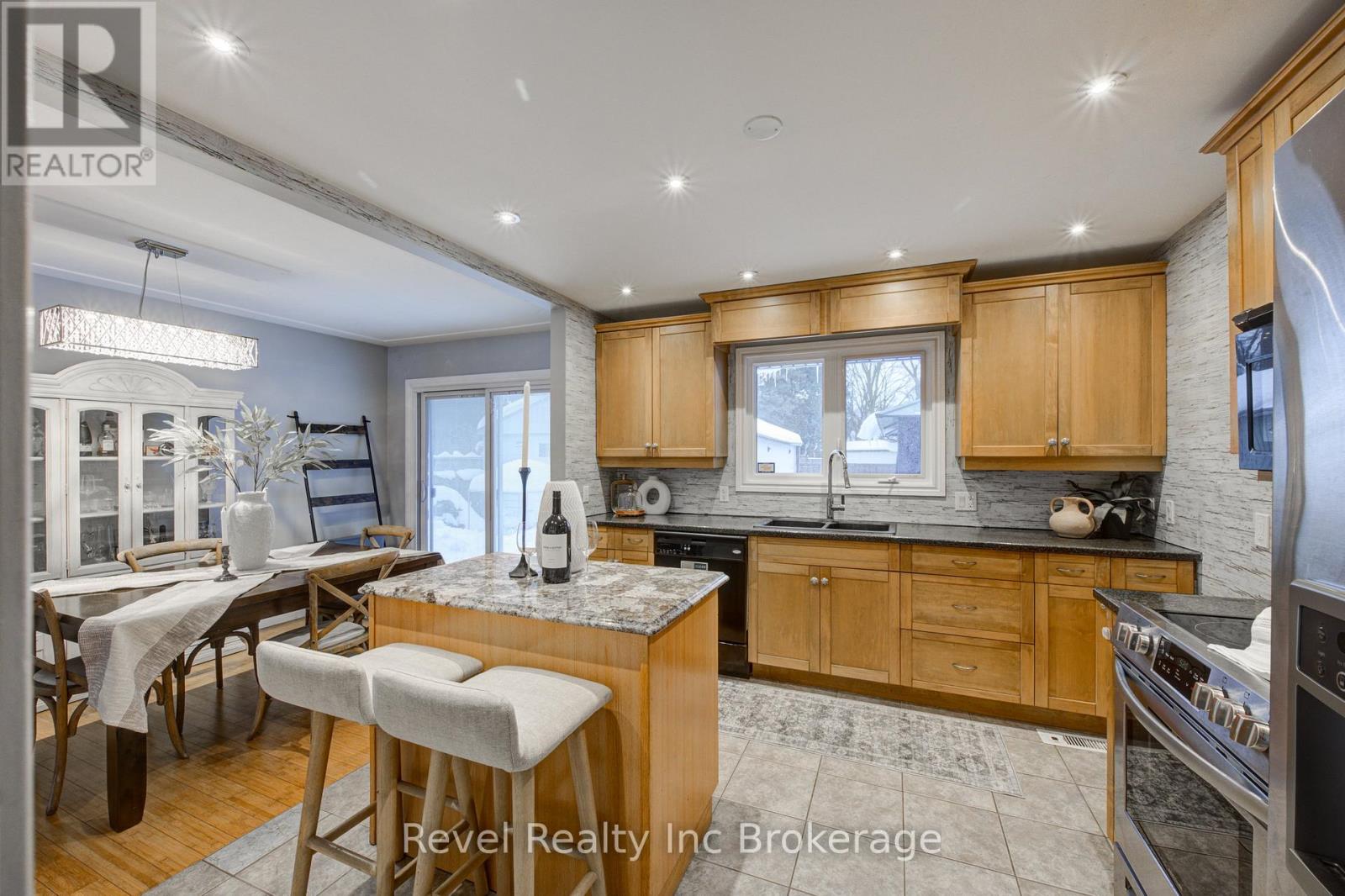 828 Warwick Street, Woodstock, Ontario  N4S 4R4 - Photo 19 - X12761000