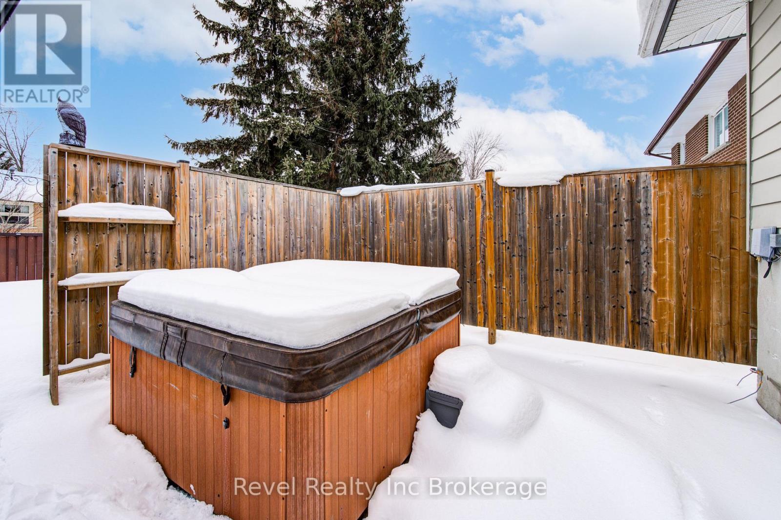 828 Warwick Street, Woodstock, Ontario  N4S 4R4 - Photo 34 - X12761000