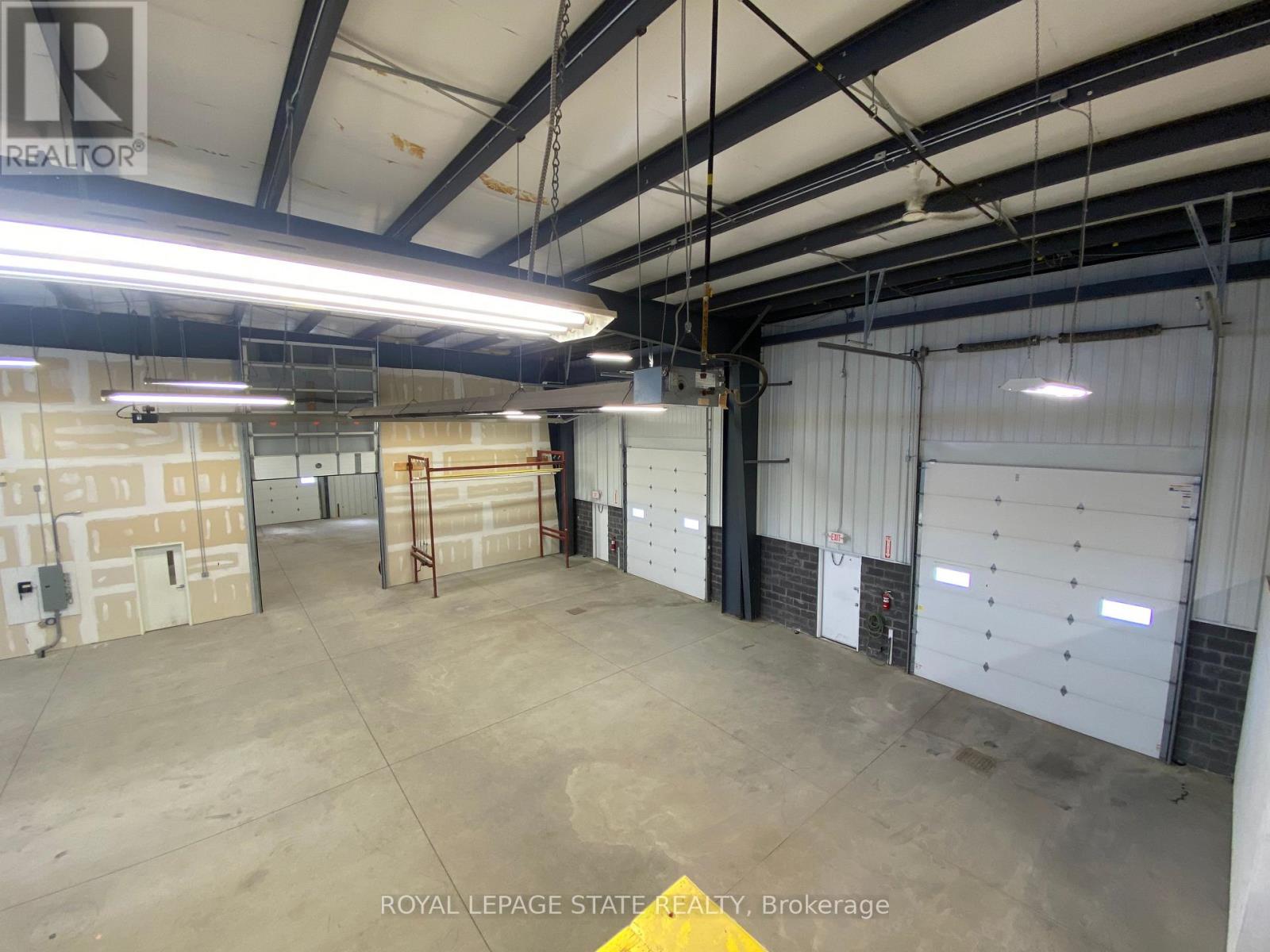 44 Ditton Road, Hamilton, Ontario  L8W 0A9 - Photo 13 - X12782506