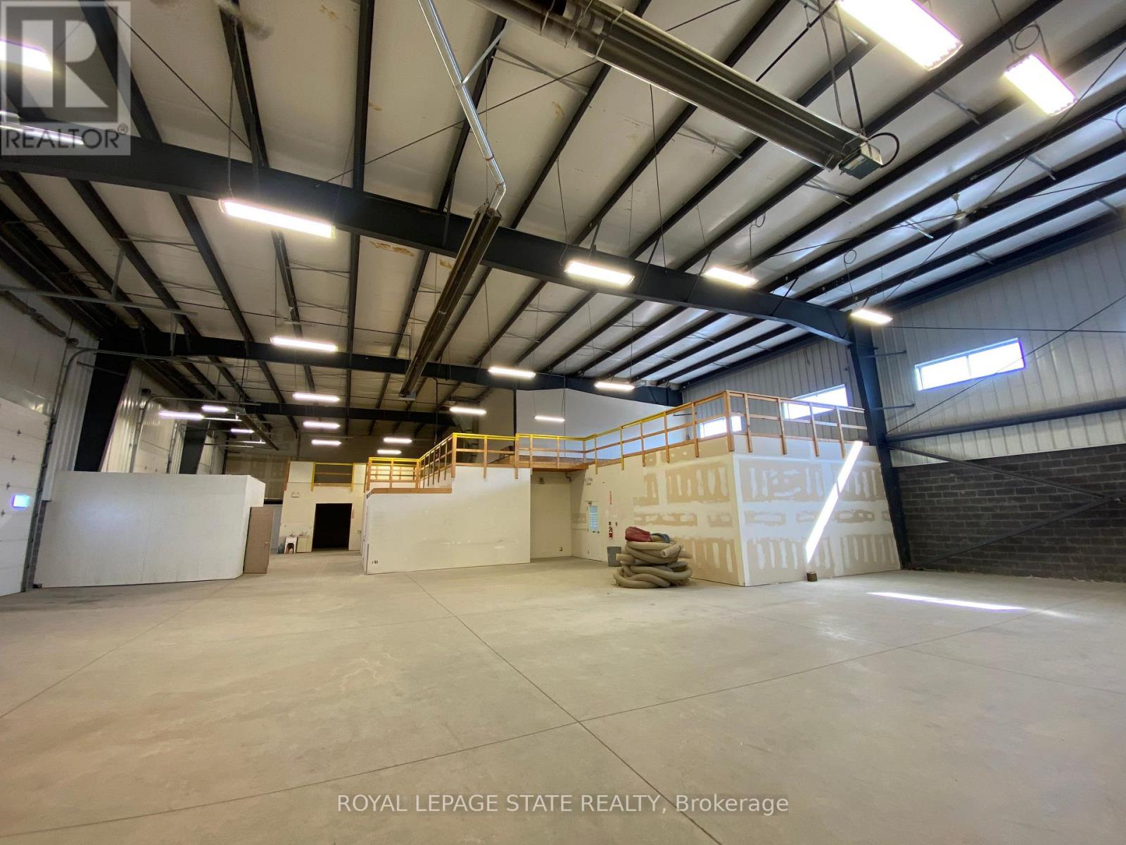 44 Ditton Road, Hamilton, Ontario  L8W 0A9 - Photo 11 - X12782506