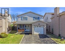 15 FINCH PLACE, Hamilton, Ontario