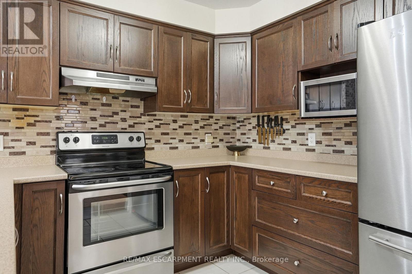 39 Butler Cove Road, Stratford, Ontario  N5A 0C8 - Photo 12 - X12973406