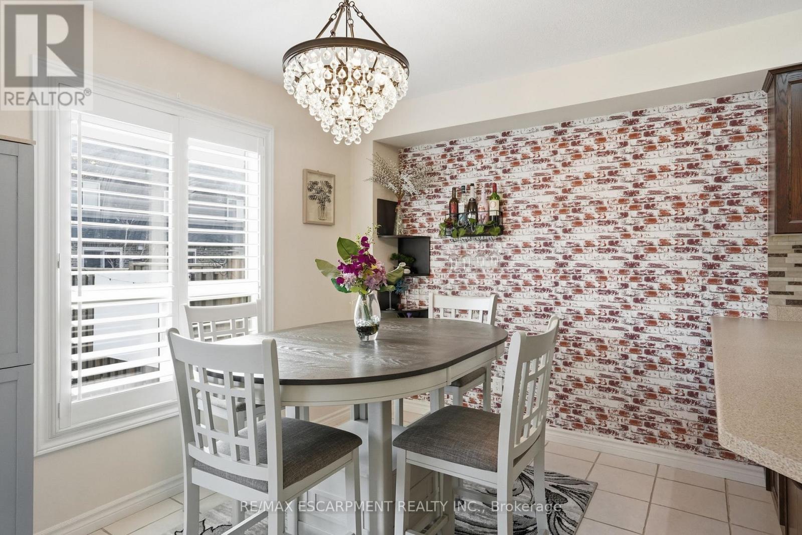 39 Butler Cove Road, Stratford, Ontario  N5A 0C8 - Photo 14 - X12973406