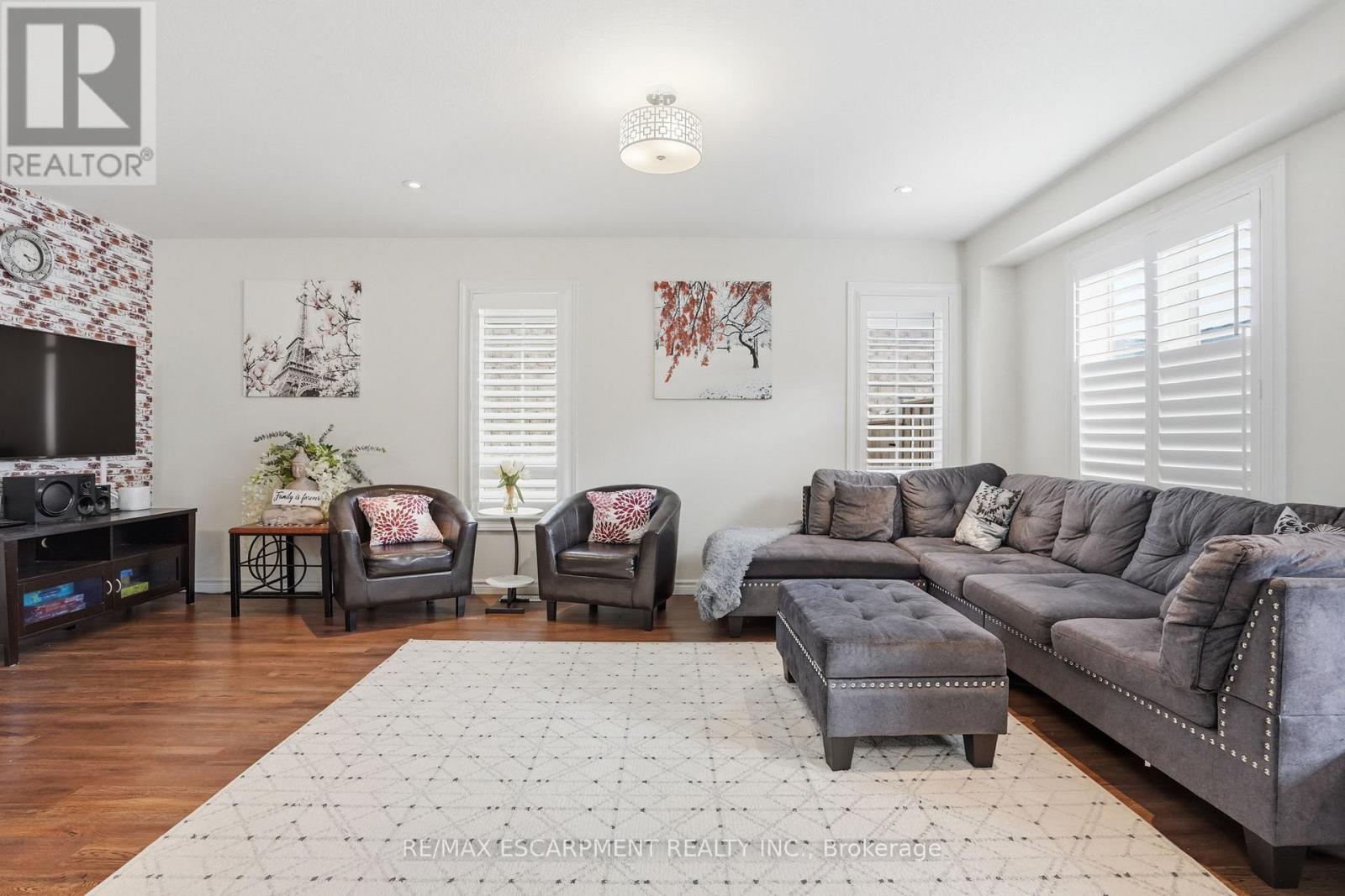 39 Butler Cove Road, Stratford, Ontario  N5A 0C8 - Photo 8 - X12973406