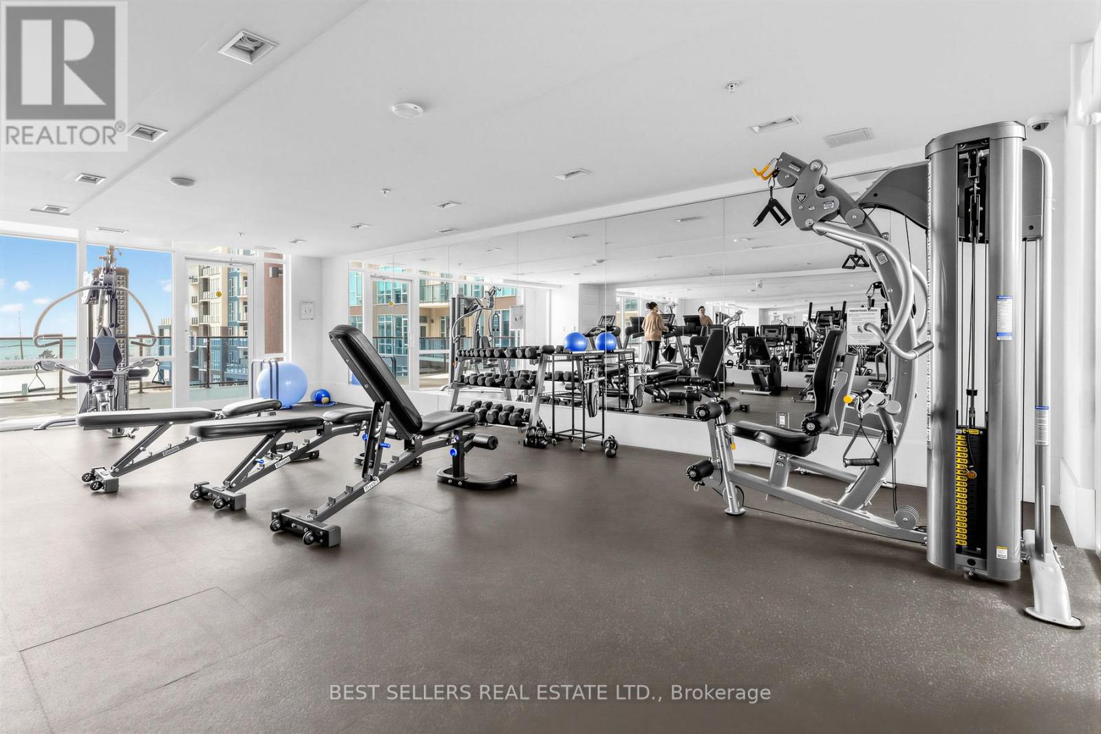 220 - 16 Concord Place, Grimsby, Ontario  L3M 0J1 - Photo 23 - X12973464