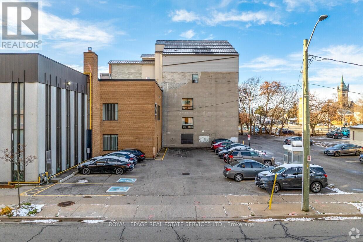 31 King Street, St. Catharines, Ontario  L2R 3H1 - Photo 8 - X12973510