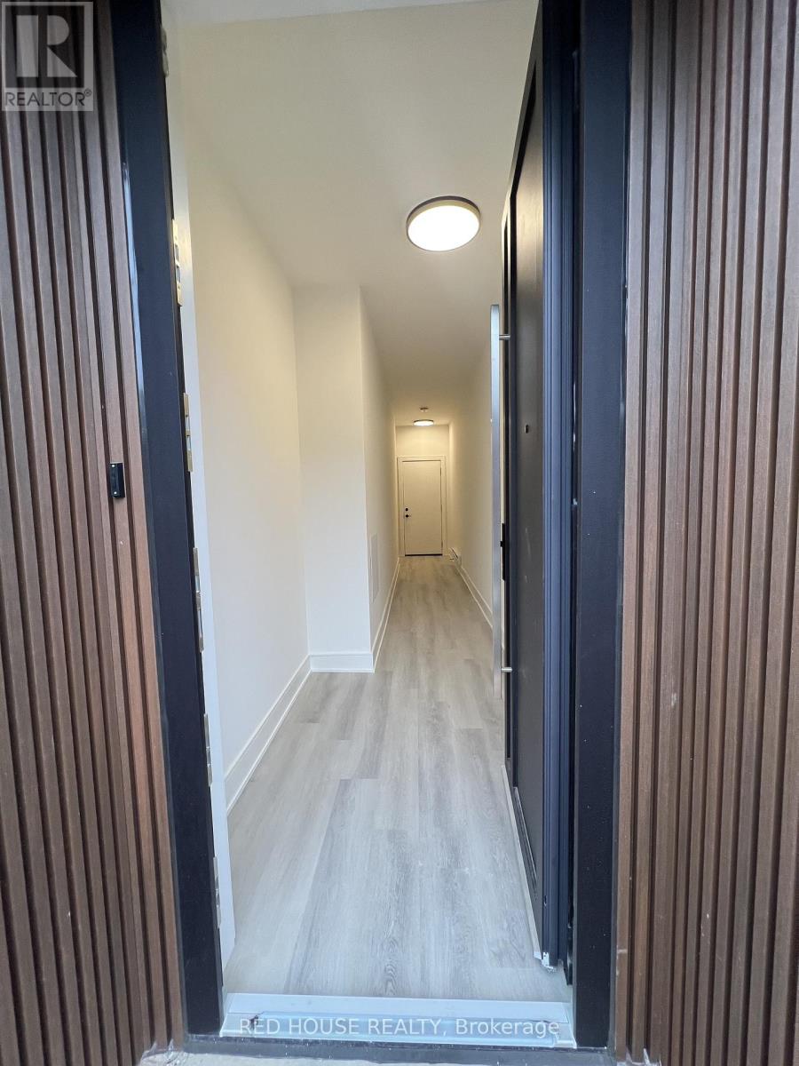 150 Everett Common, St. Catharines, Ontario  L2P 0G8 - Photo 2 - X12973528