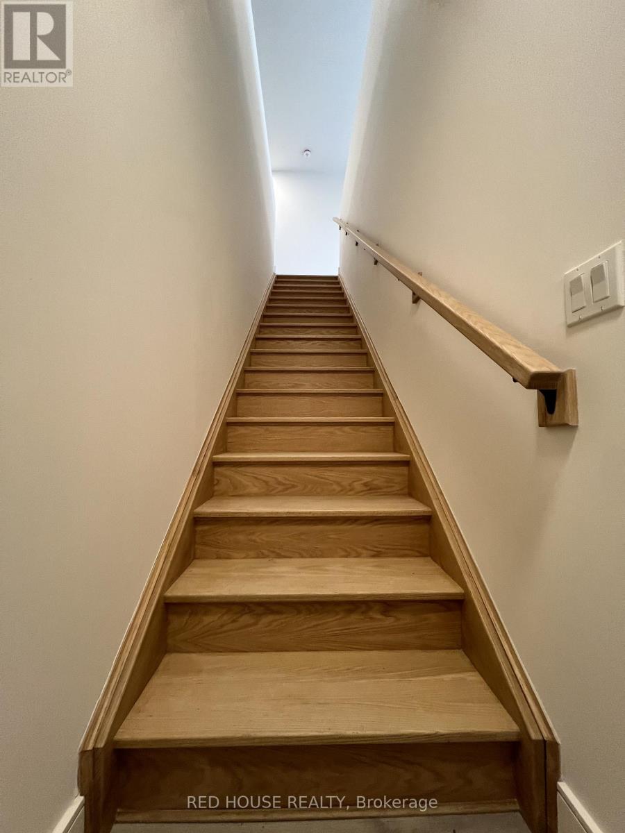 150 Everett Common, St. Catharines, Ontario  L2P 0G8 - Photo 4 - X12973528