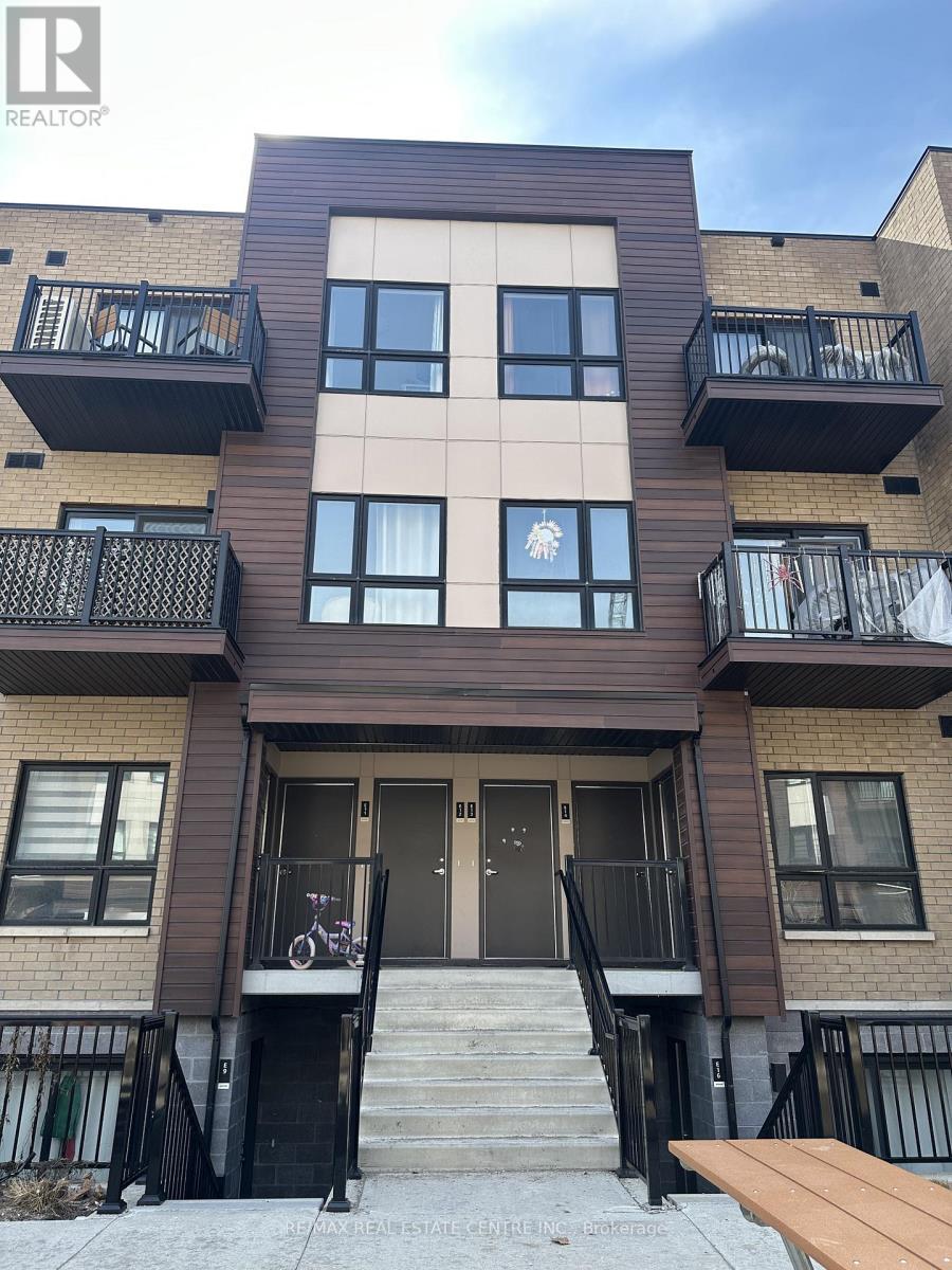 E9-20 - 20 PALACE STREET, Kitchener, Ontario