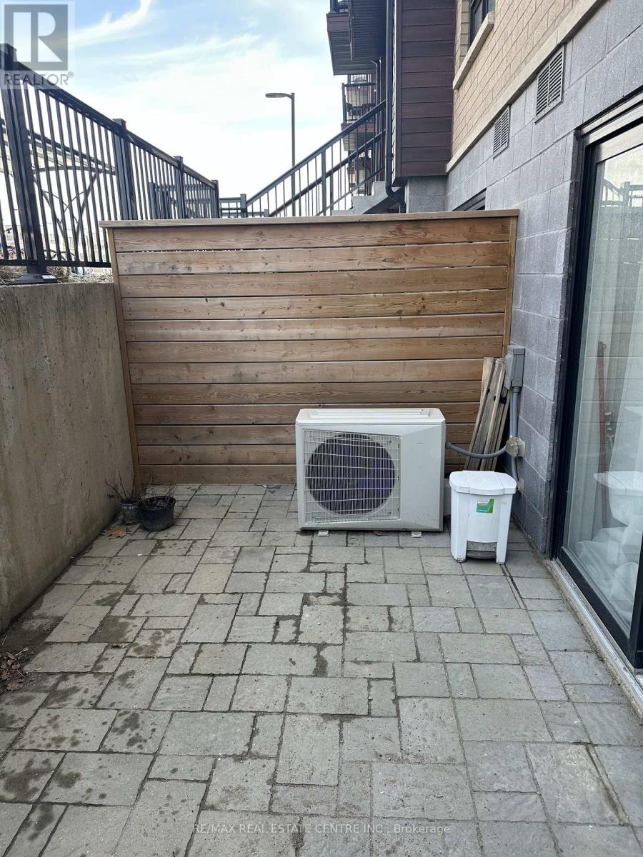 E9-20 - 20 Palace Street, Kitchener, Ontario  N2E 0J3 - Photo 16 - X12973542