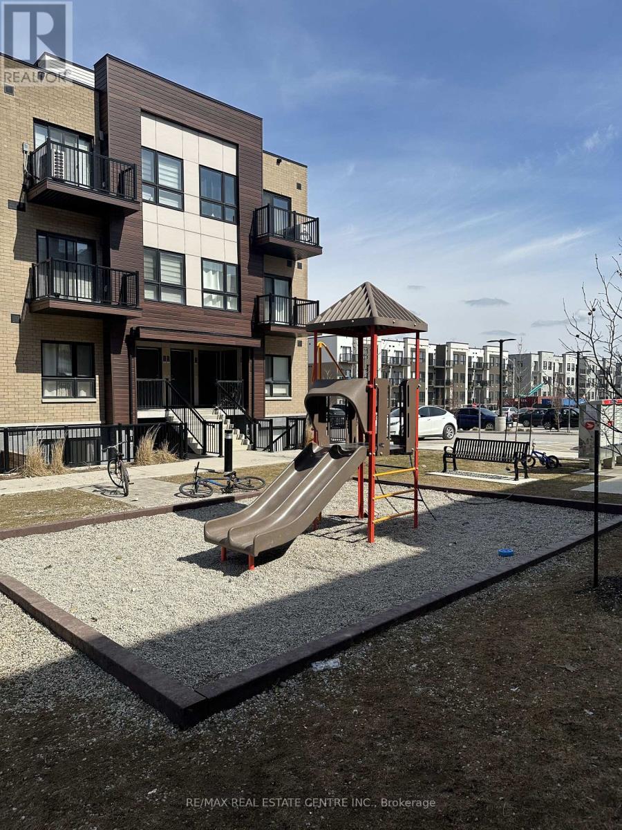 E9-20 - 20 Palace Street, Kitchener, Ontario  N2E 0J3 - Photo 17 - X12973542