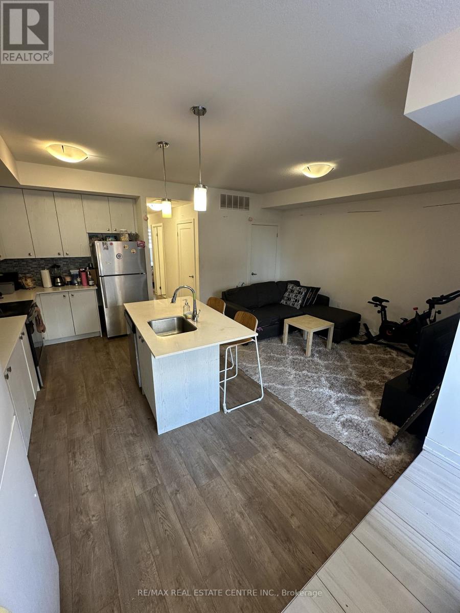 E9-20 - 20 Palace Street, Kitchener, Ontario  N2E 0J3 - Photo 5 - X12973542