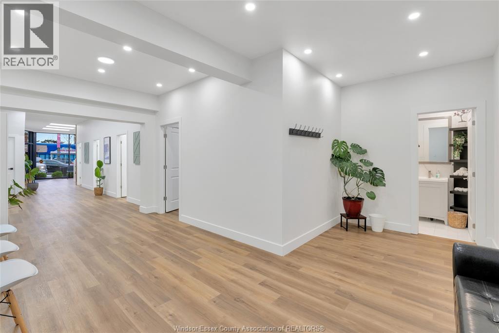 4667 Wyandotte Street East, Windsor, Ontario  N8Y 1H6 - Photo 20 - 26007461