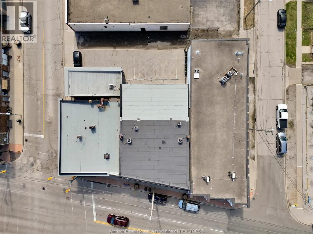 4667 Wyandotte Street East, Windsor, Ontario  N8Y 1H6 - Photo 4 - 26007461