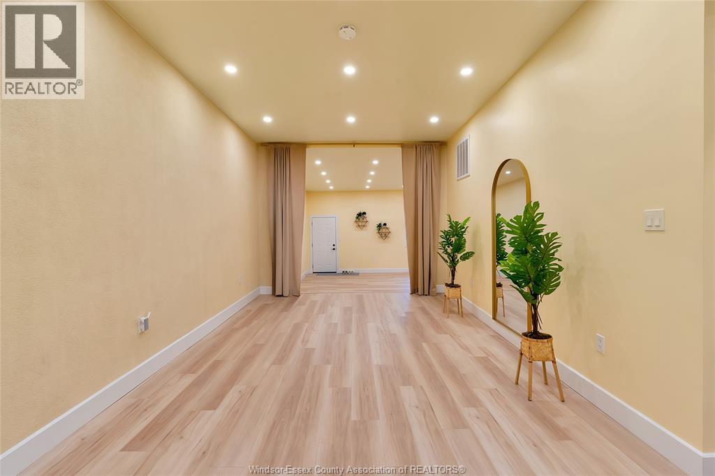 4667 Wyandotte Street East, Windsor, Ontario  N8Y 1H6 - Photo 42 - 26007461