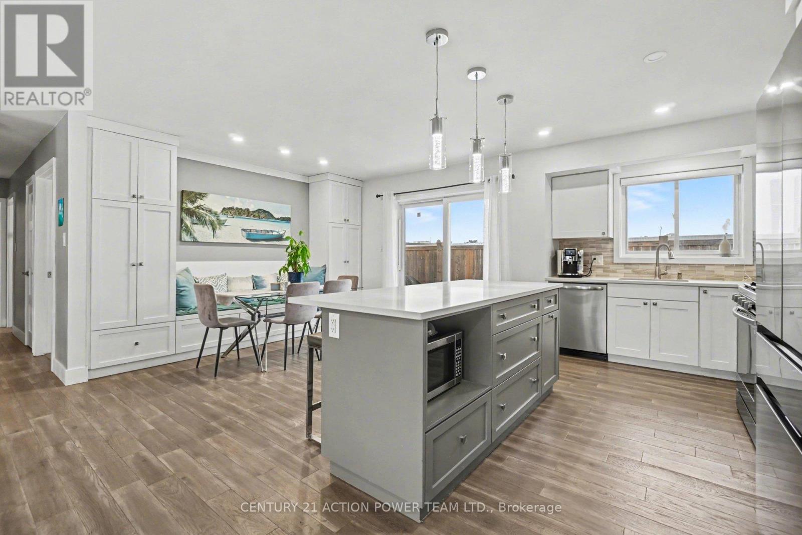 1149 And 1149 B - 1149 Parisien Street, Ottawa, Ontario  K1B 3N3 - Photo 11 - X12965692