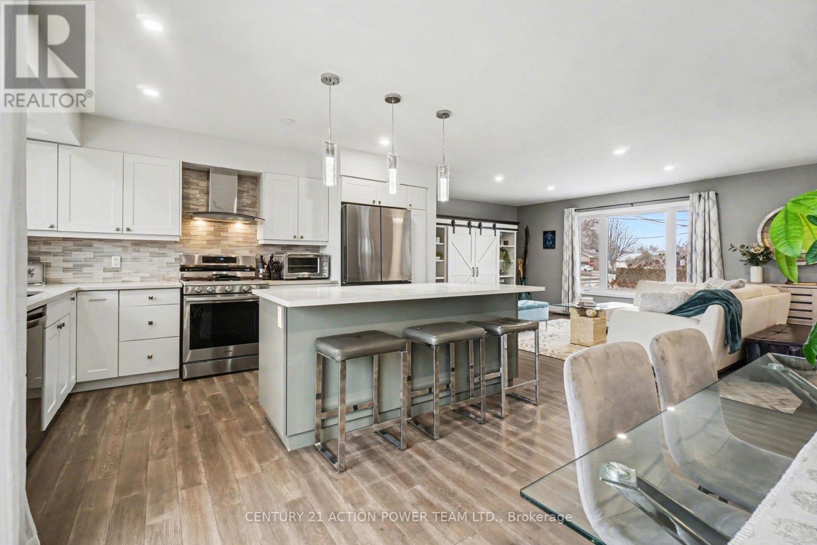 1149 And 1149 B - 1149 Parisien Street, Ottawa, Ontario  K1B 3N3 - Photo 10 - X12965692