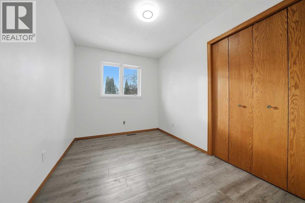 32 Huget Crescent, Red Deer, Alberta  T4N 6P4 - Photo 17 - A2279765