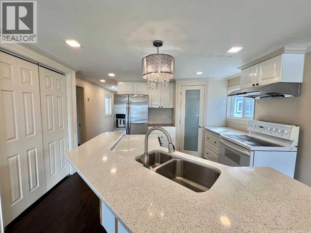 12009 96a Street, Grande Prairie, Alberta  T8V 5H6 - Photo 6 - A2299162