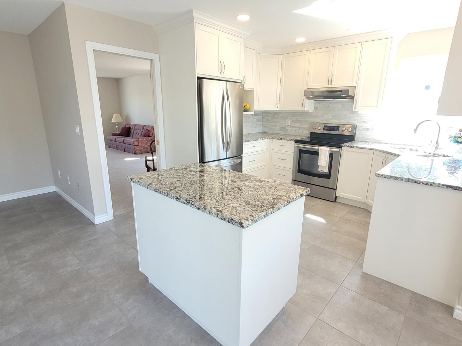 3015 Cassiar Avenue, Abbotsford, British Columbia  V2S 6B7 - Photo 3 - R3107149