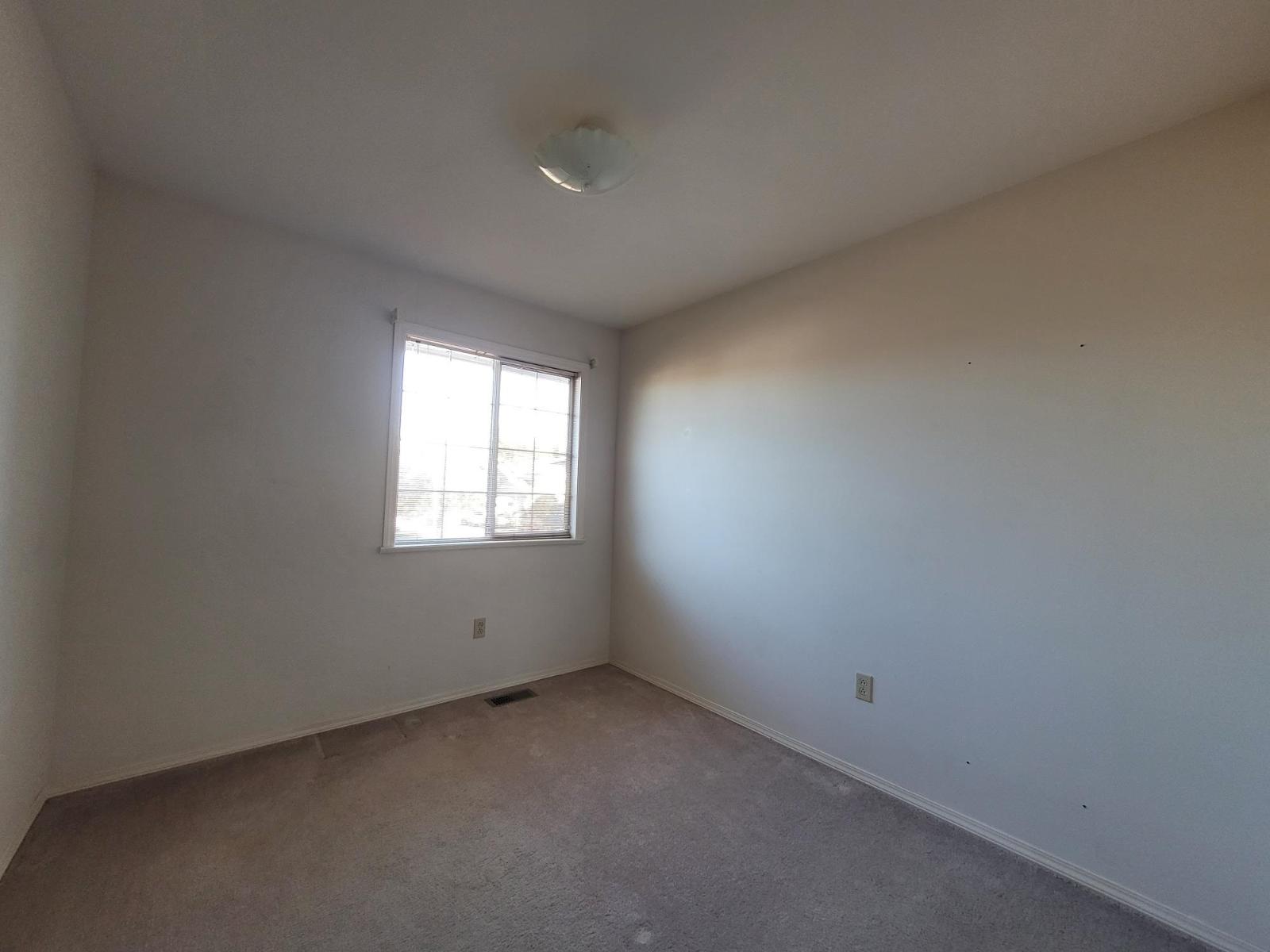 3015 Cassiar Avenue, Abbotsford, British Columbia  V2S 6B7 - Photo 12 - R3107149