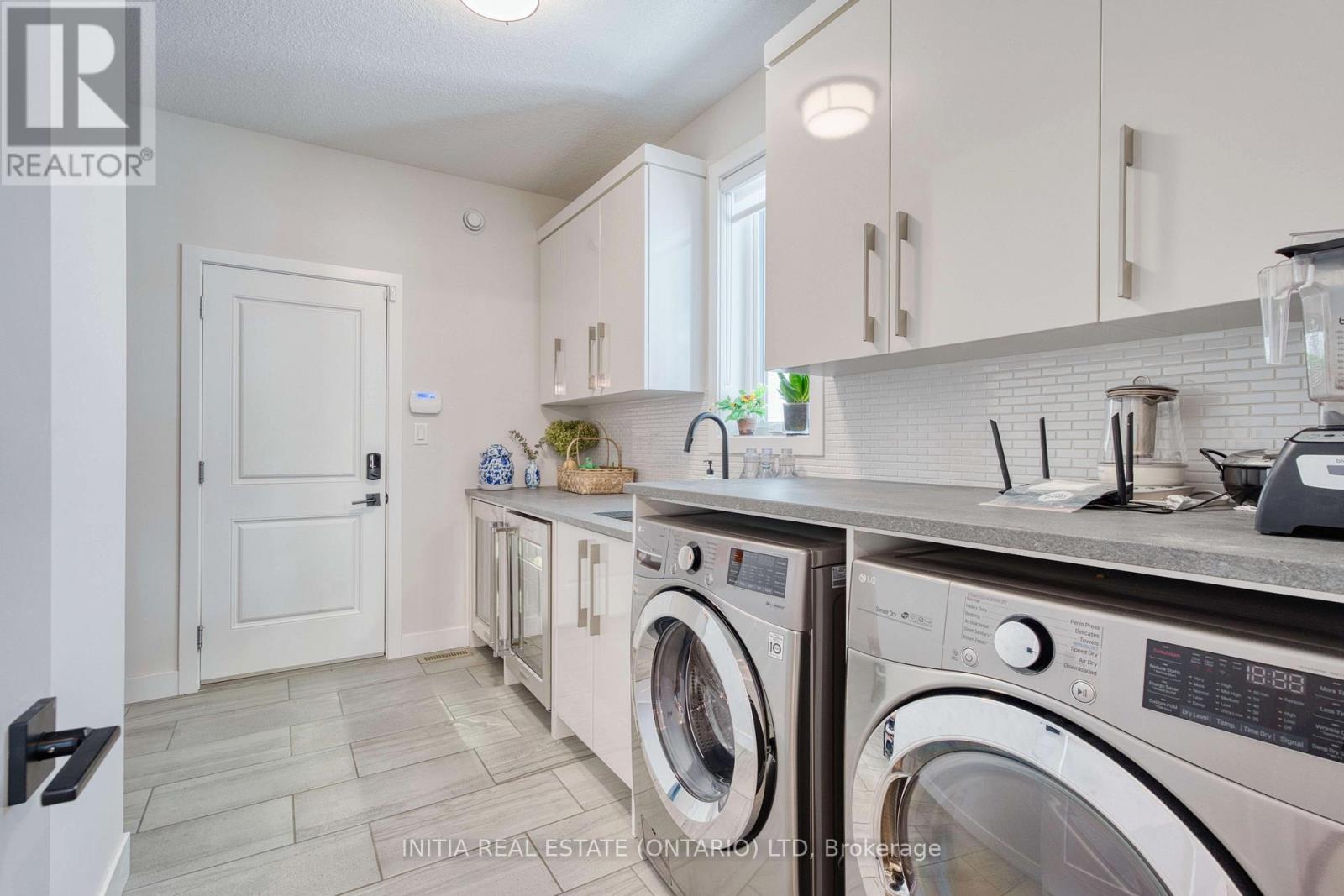 2403 Tokala Trail, London North, Ontario  N6G 0V6 - Photo 16 - X12973624