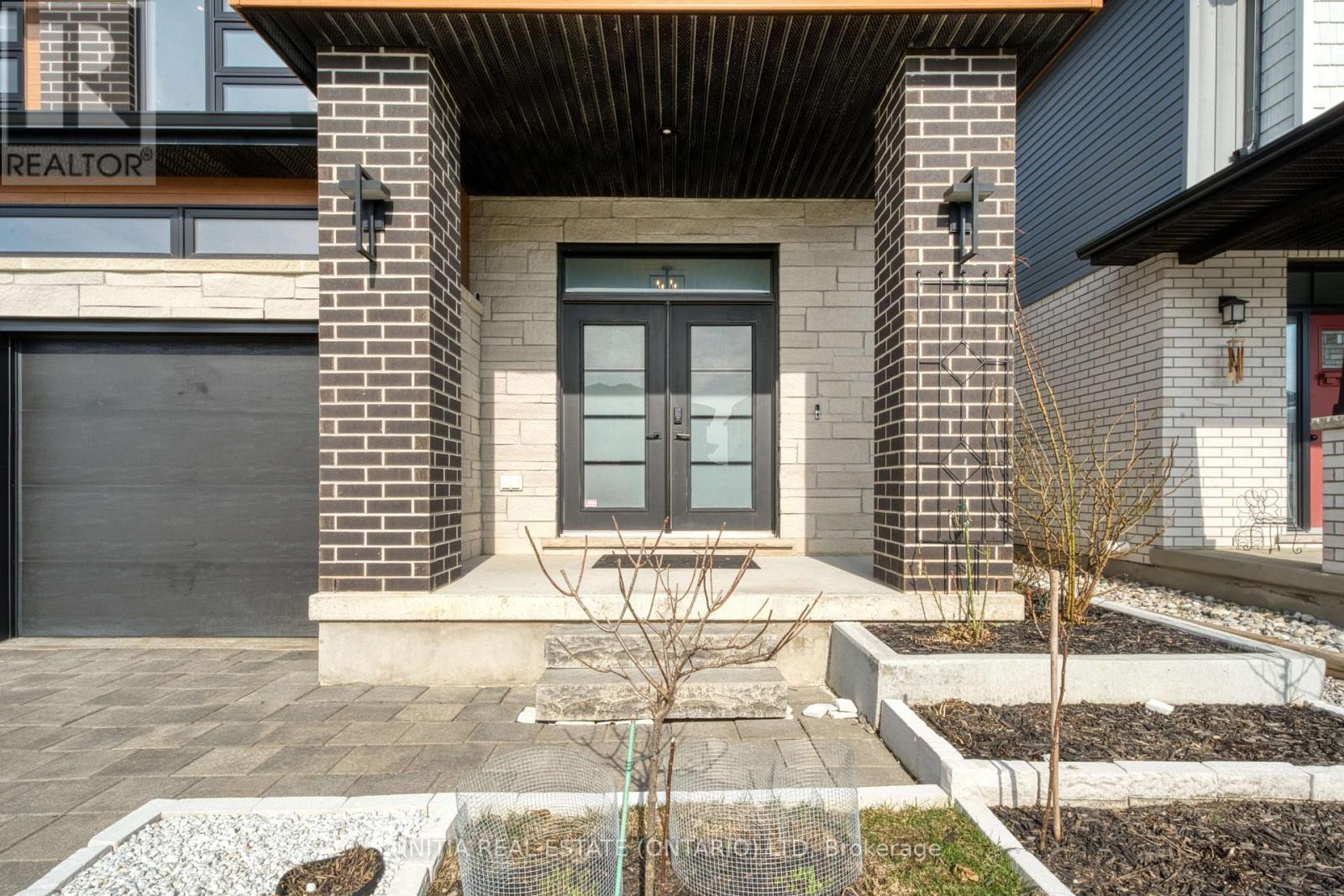 2403 Tokala Trail, London North, Ontario  N6G 0V6 - Photo 3 - X12973624