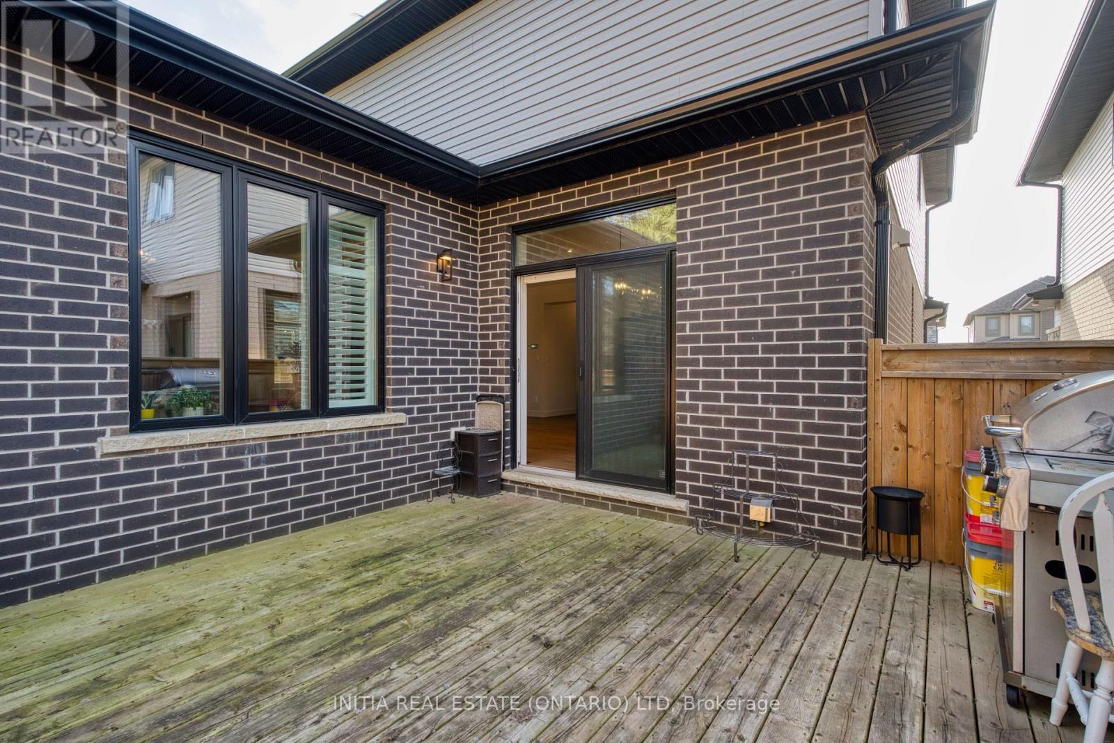 2403 Tokala Trail, London North, Ontario  N6G 0V6 - Photo 32 - X12973624