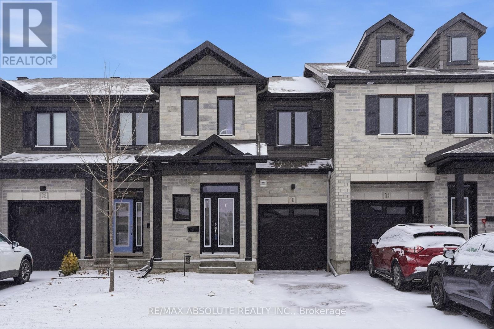 741 NAMUR STREET, Russell, Ontario