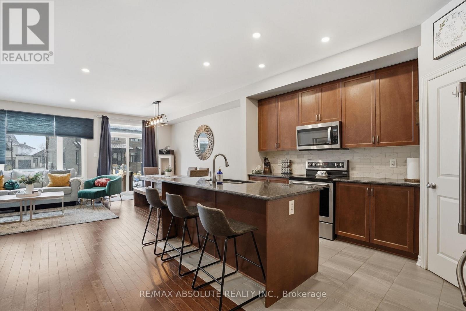 741 Namur Street, Russell, Ontario  K0A 1W0 - Photo 5 - X12973610