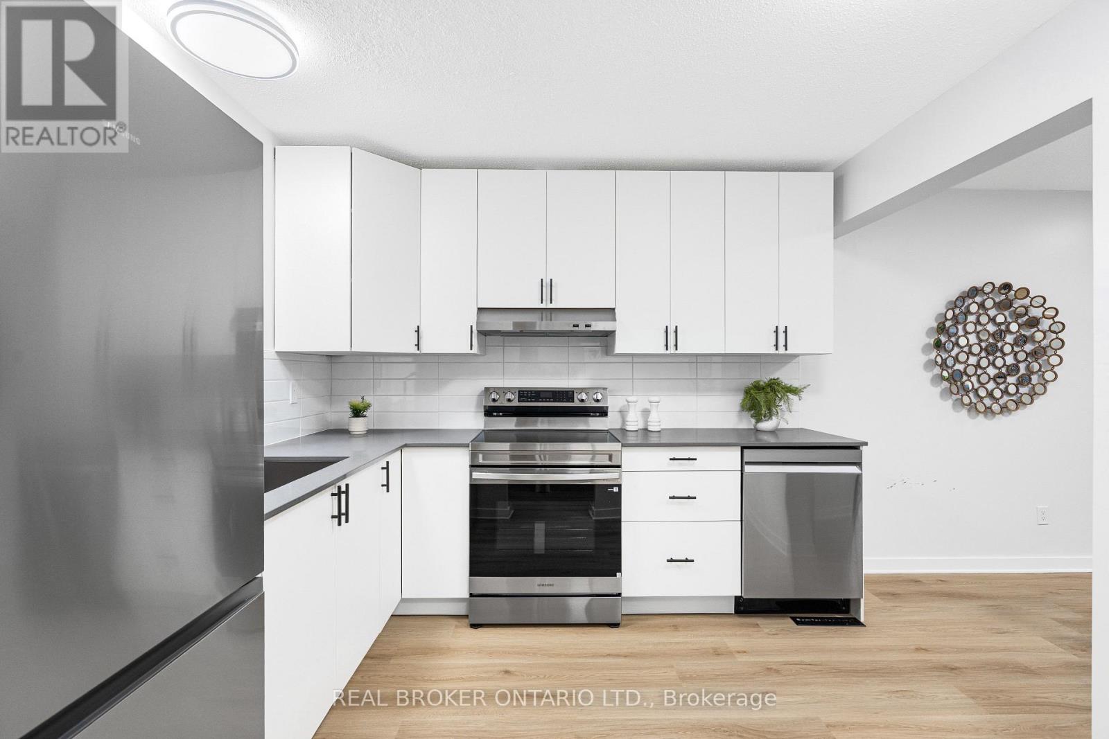 C - 477 Moodie Drive, Ottawa, Ontario  K2H 8T7 - Photo 19 - X12973638