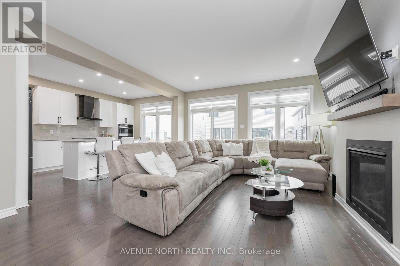 707 Moonflower Crescent, Ottawa, Ontario  K1T 0X8 - Photo 15 - X12973640