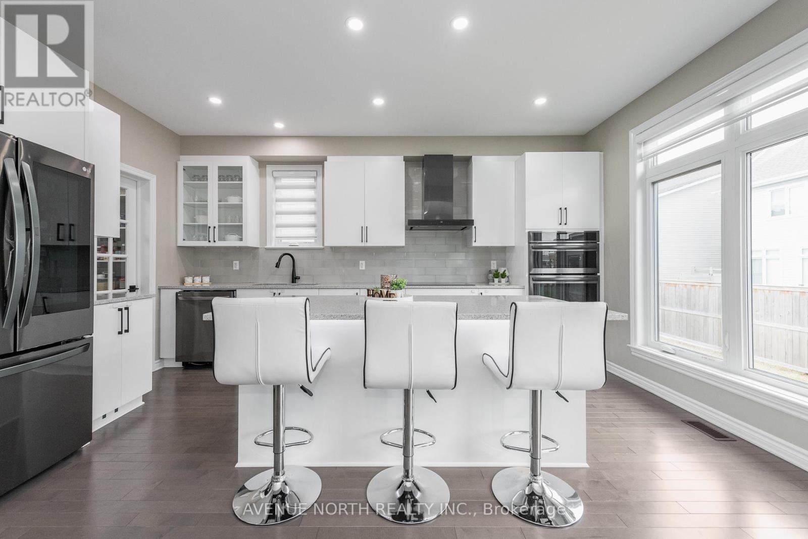 707 Moonflower Crescent, Ottawa, Ontario  K1T 0X8 - Photo 18 - X12973640