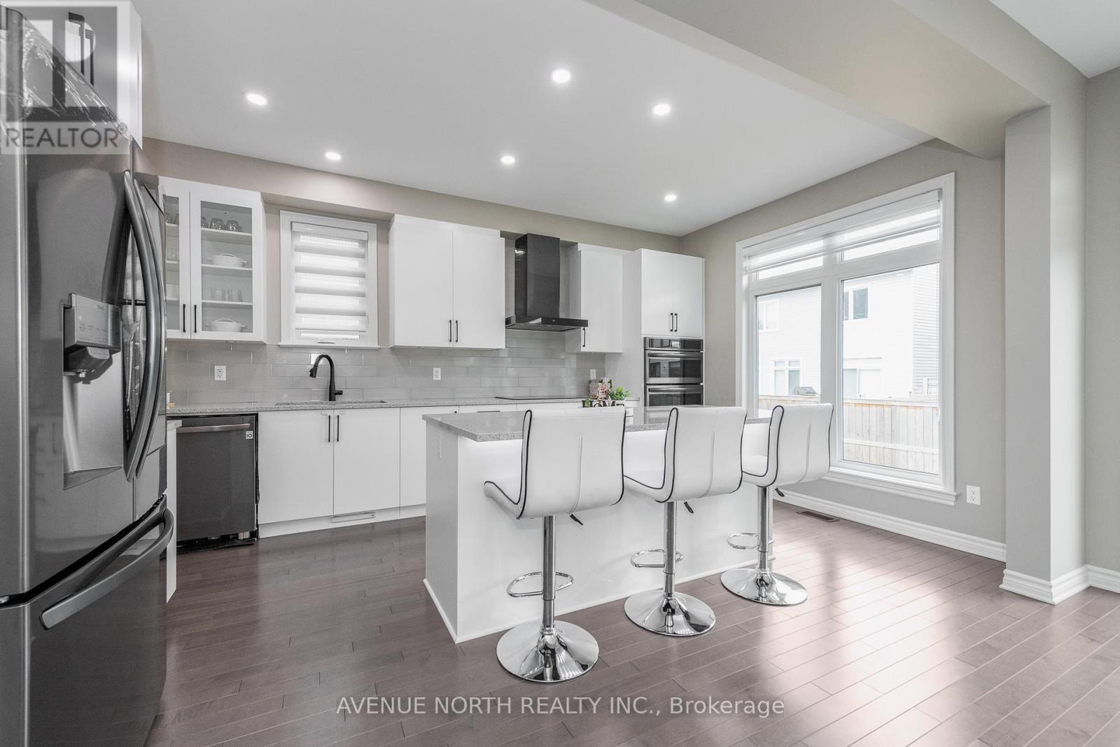 707 Moonflower Crescent, Ottawa, Ontario  K1T 0X8 - Photo 19 - X12973640