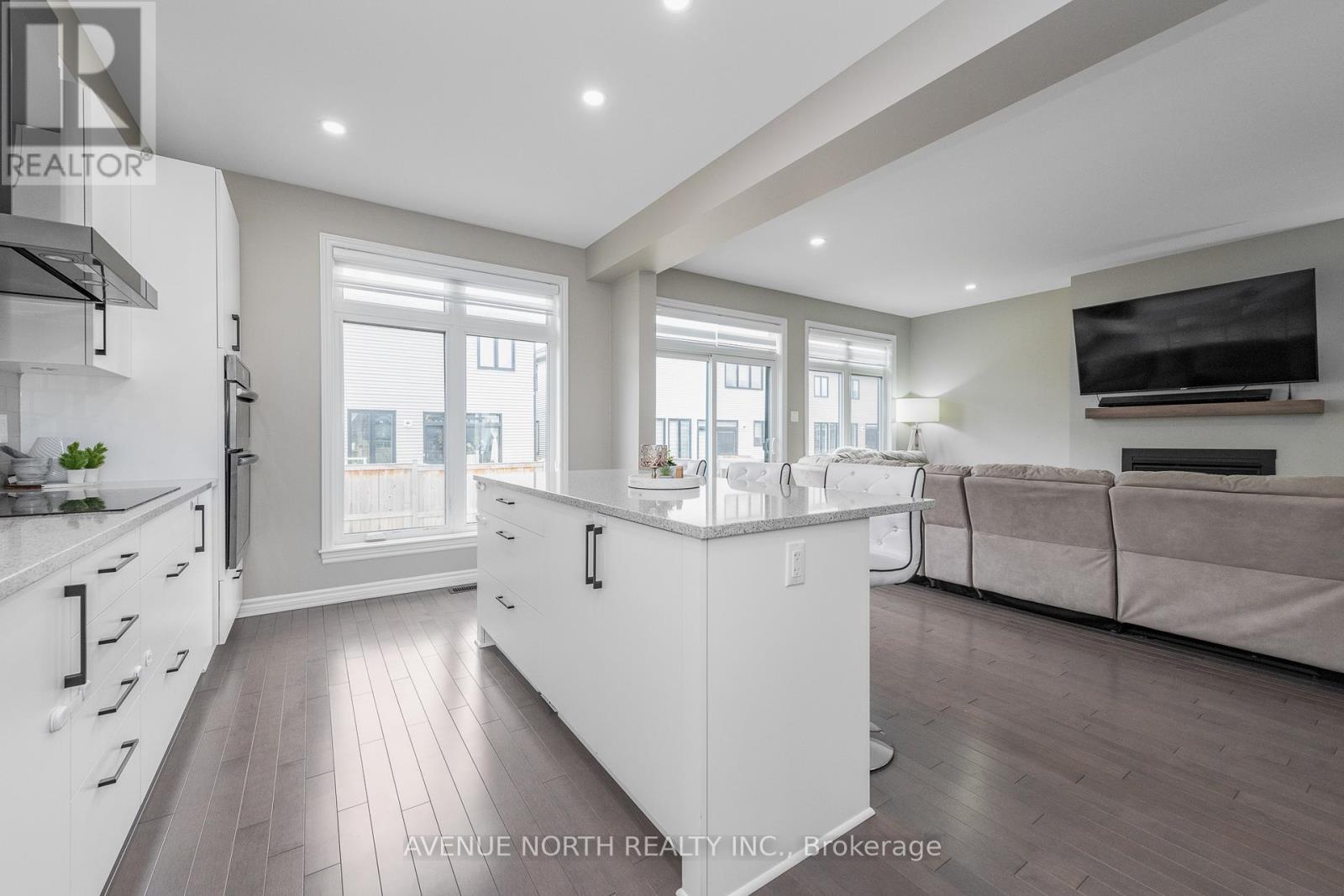 707 Moonflower Crescent, Ottawa, Ontario  K1T 0X8 - Photo 20 - X12973640