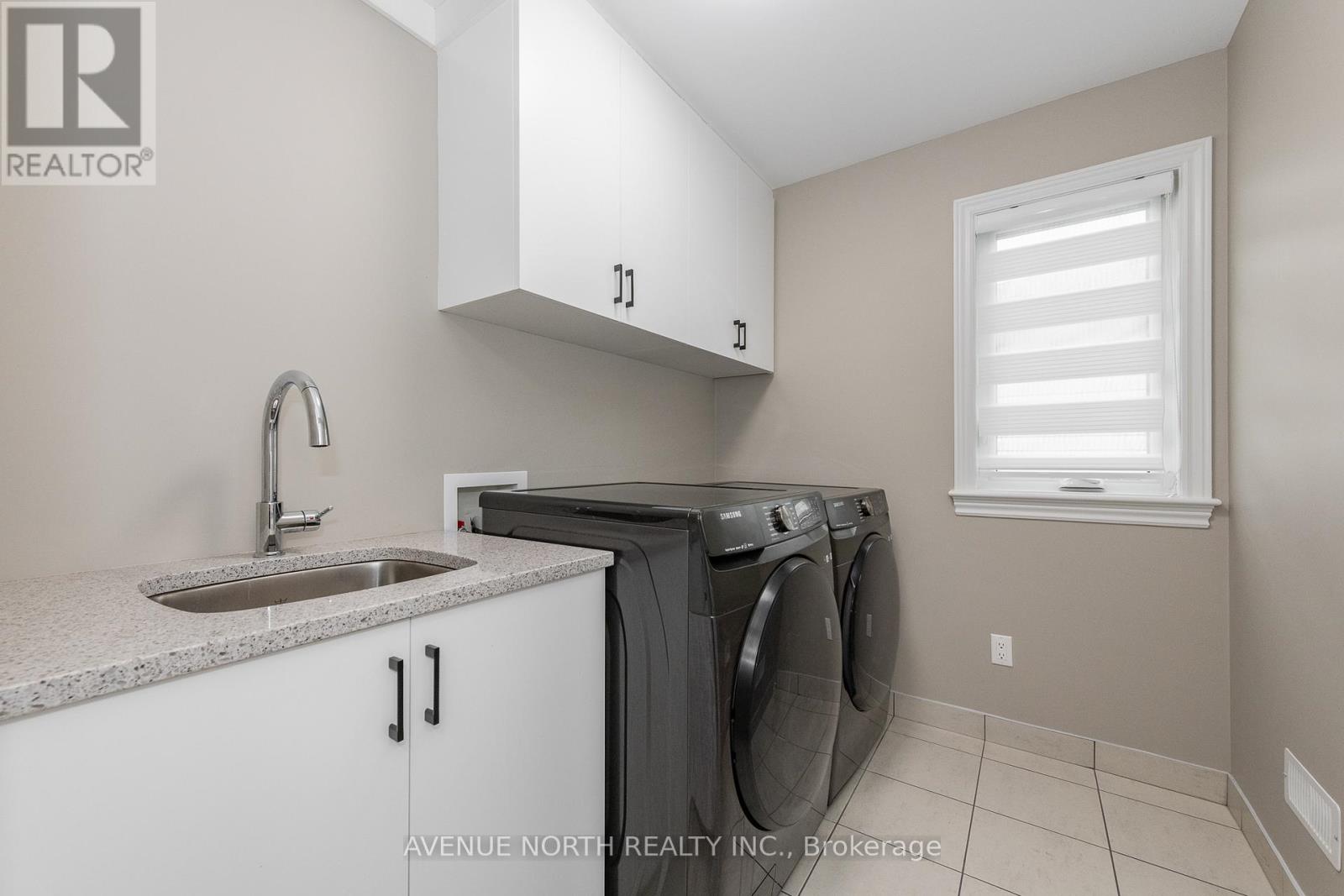 707 Moonflower Crescent, Ottawa, Ontario  K1T 0X8 - Photo 42 - X12973640