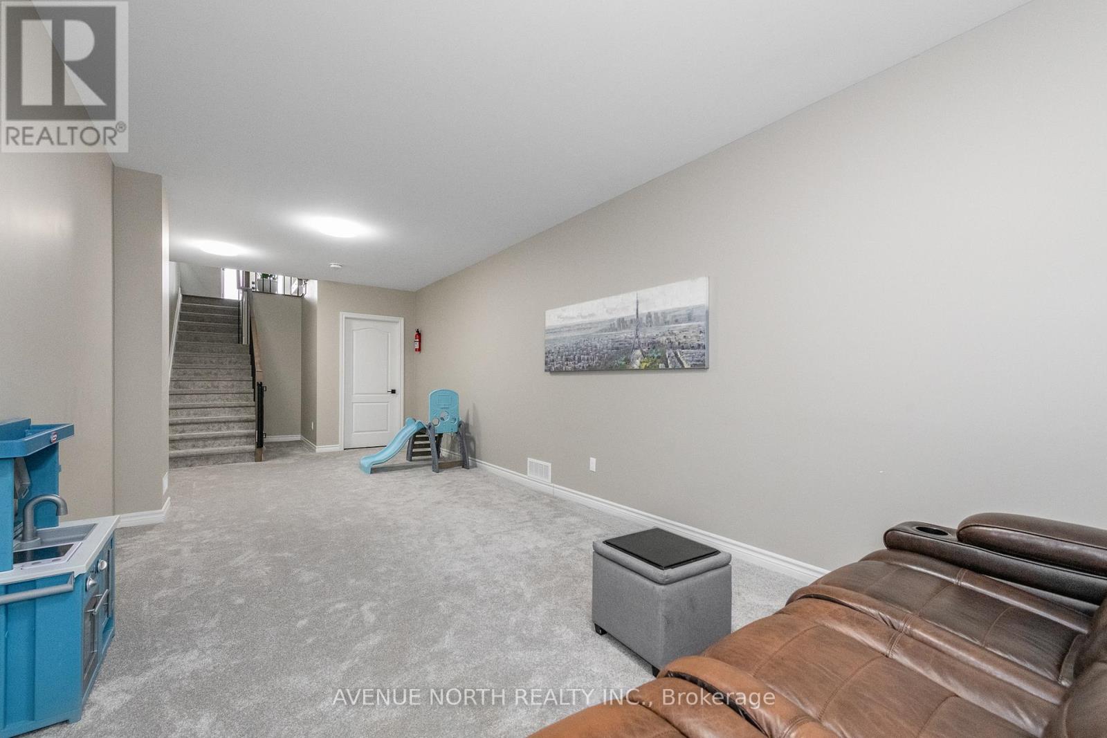 707 Moonflower Crescent, Ottawa, Ontario  K1T 0X8 - Photo 45 - X12973640