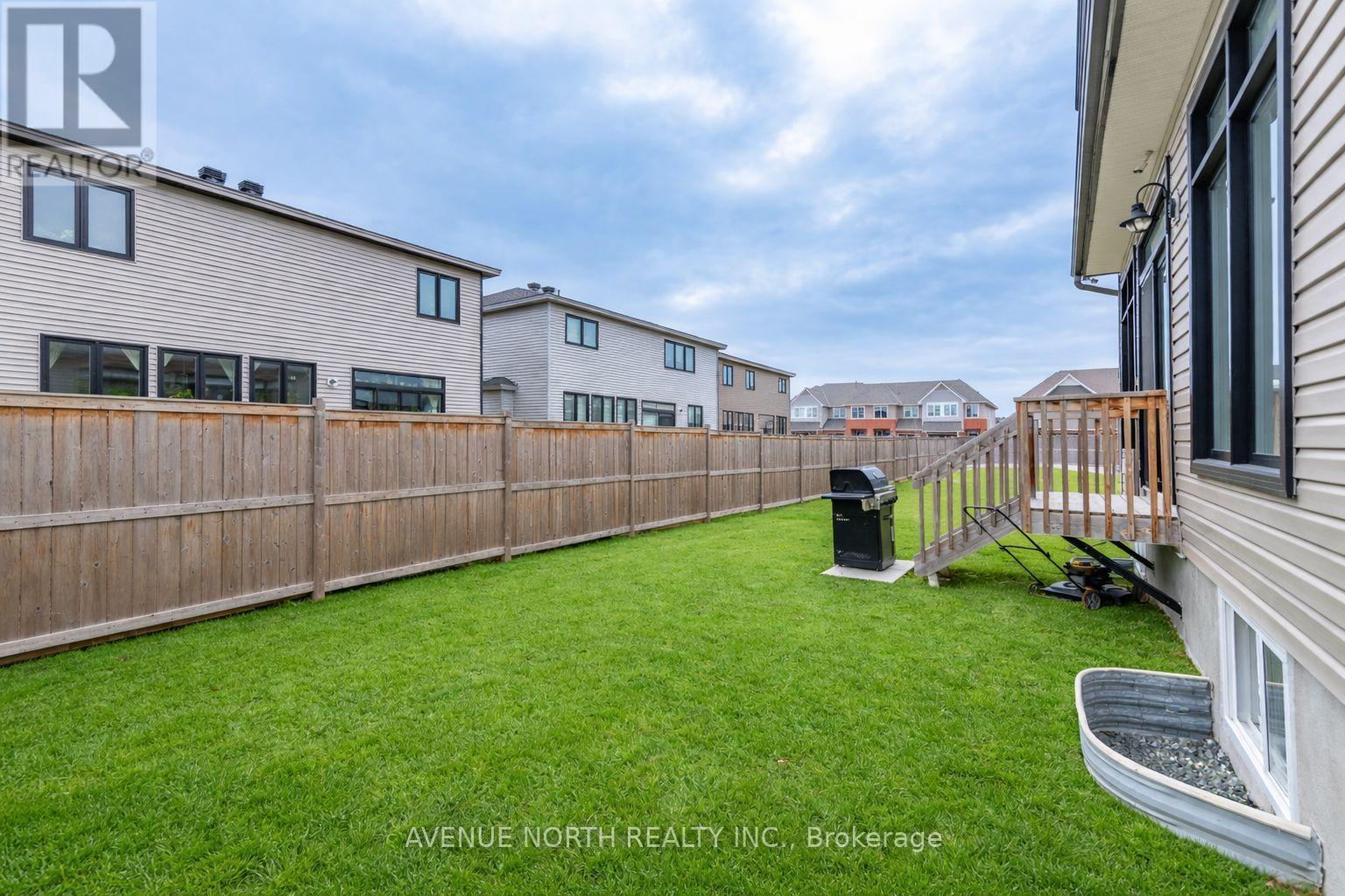 707 Moonflower Crescent, Ottawa, Ontario  K1T 0X8 - Photo 46 - X12973640