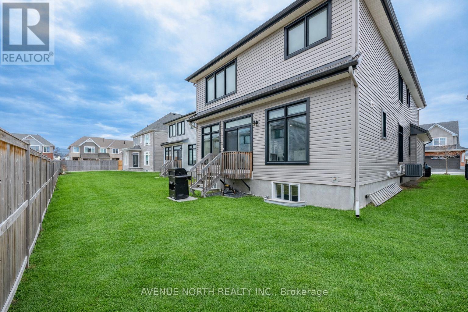 707 Moonflower Crescent, Ottawa, Ontario  K1T 0X8 - Photo 47 - X12973640