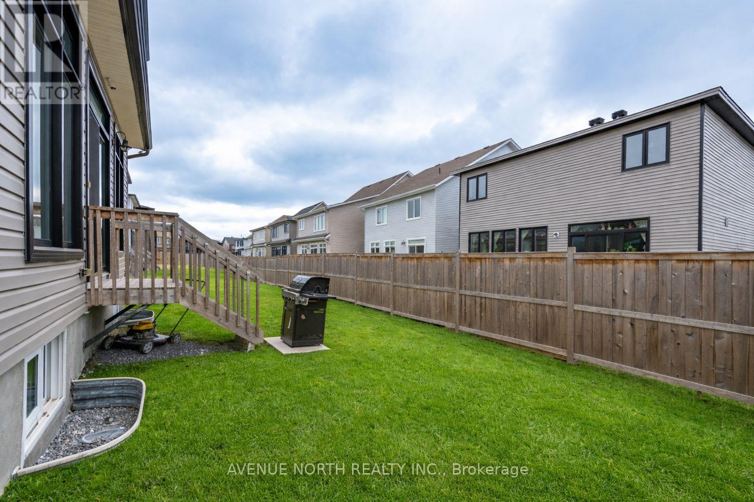 707 Moonflower Crescent, Ottawa, Ontario  K1T 0X8 - Photo 48 - X12973640