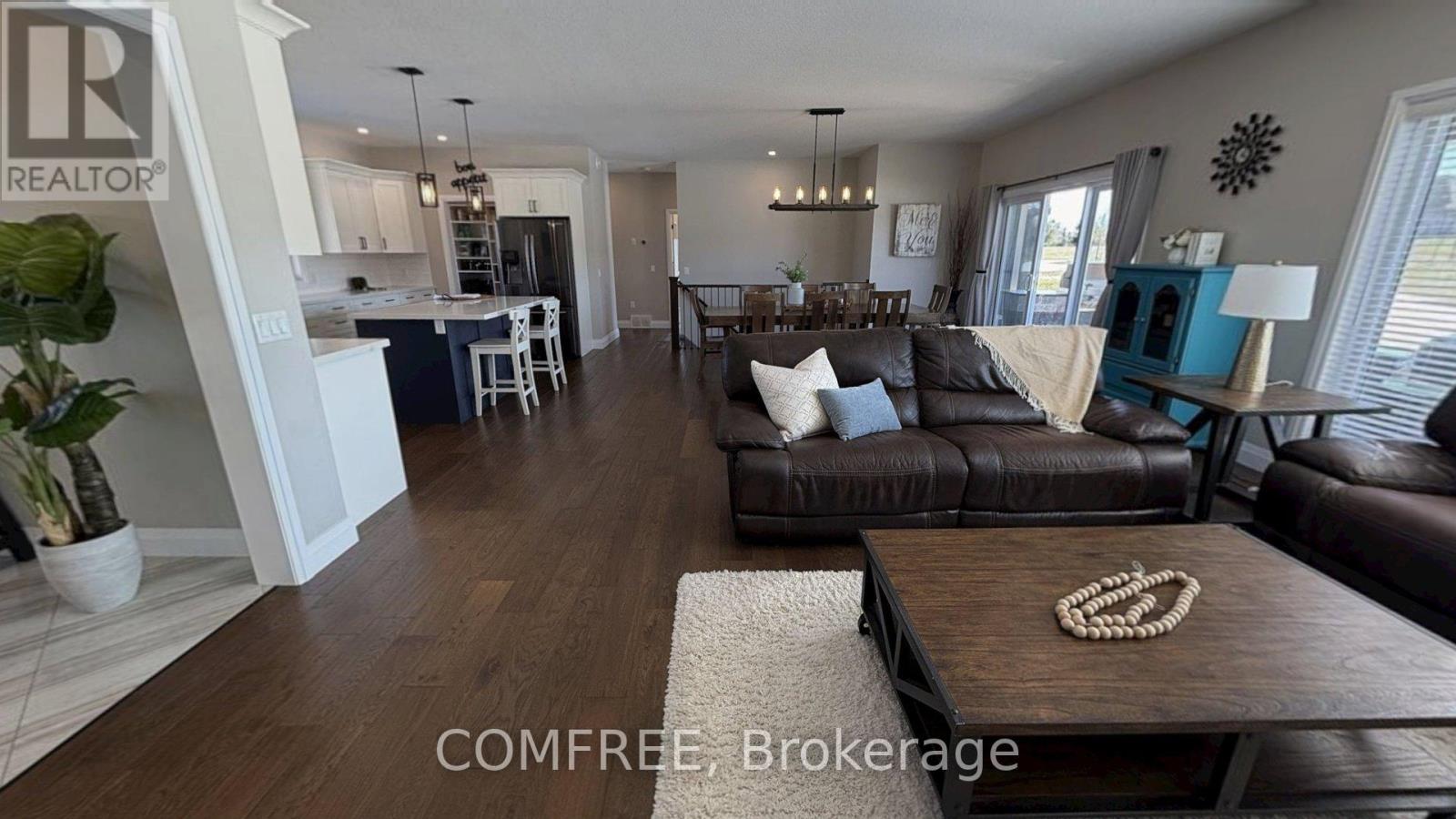 153 Marshall Heights Road, West Grey, Ontario  N0G 1R0 - Photo 9 - X12973658