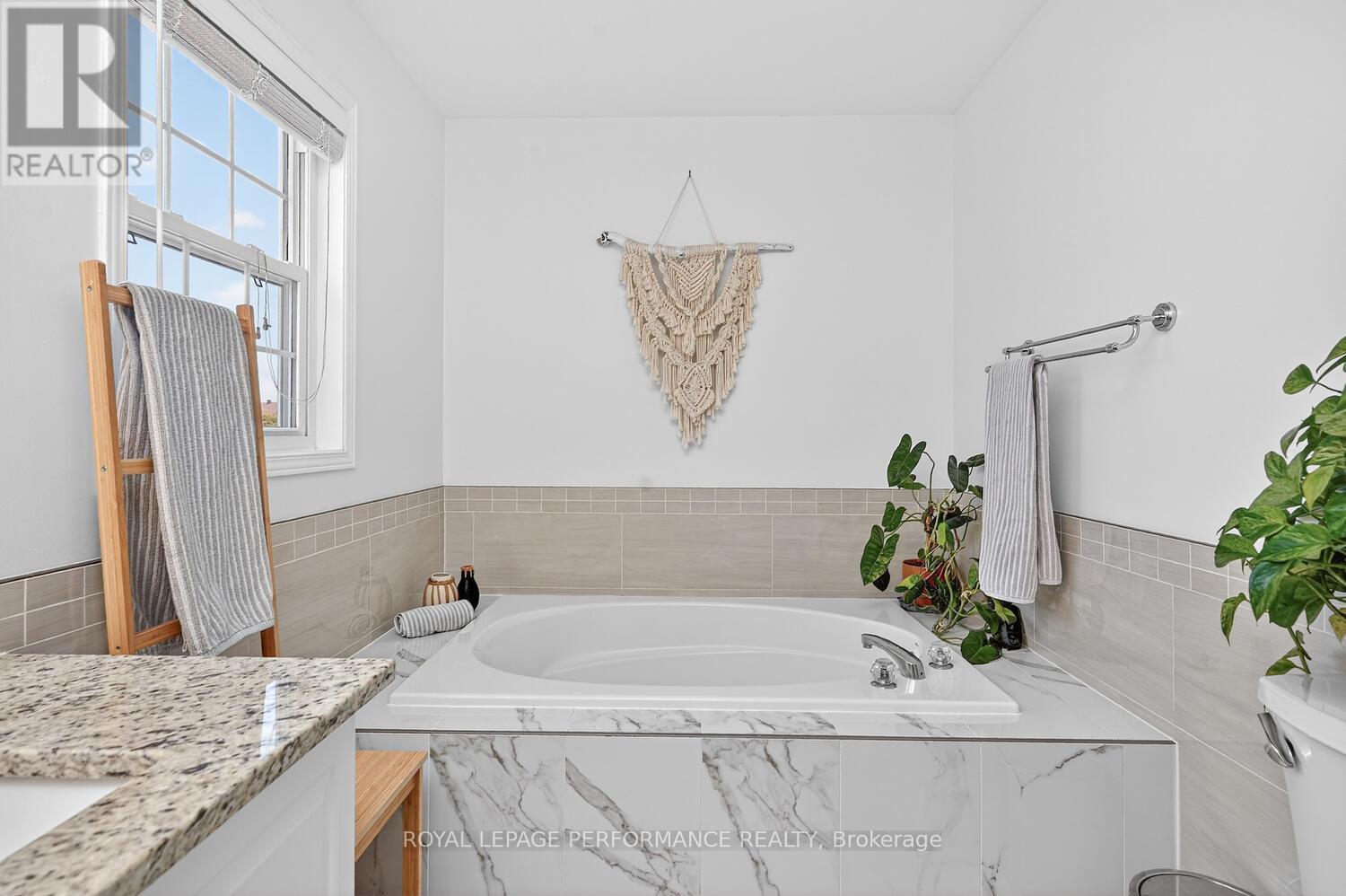 1665 Frenette Street, Ottawa, Ontario  K4A 4L4 - Photo 26 - X12973678