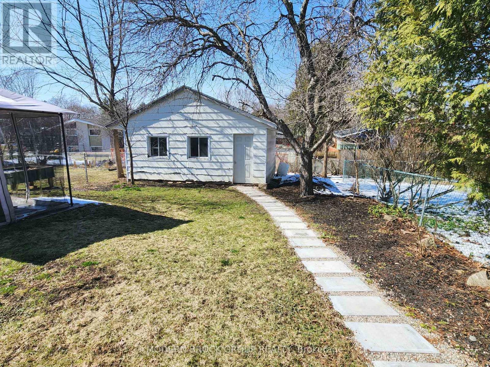 339 Abbott Street, Brockville, Ontario  K6V 4B2 - Photo 39 - X12920442