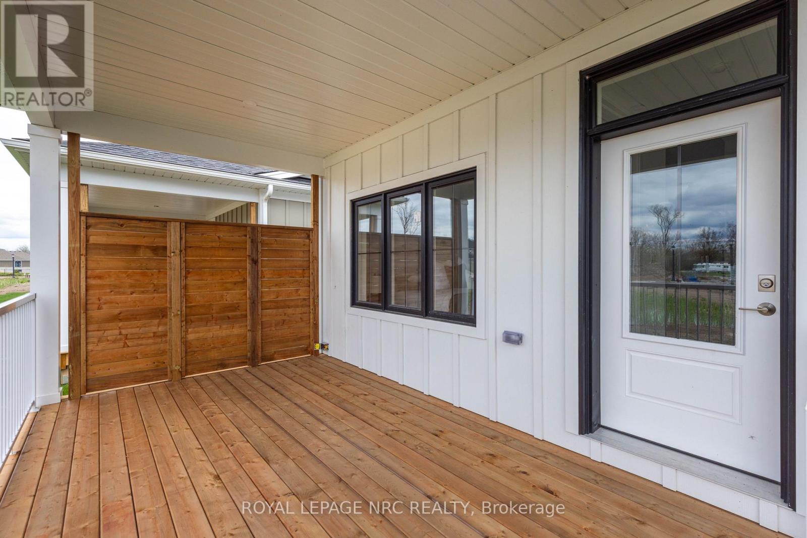 70 C - 586 Seneca Drive, Fort Erie, Ontario  L2A 1C2 - Photo 11 - X12973660