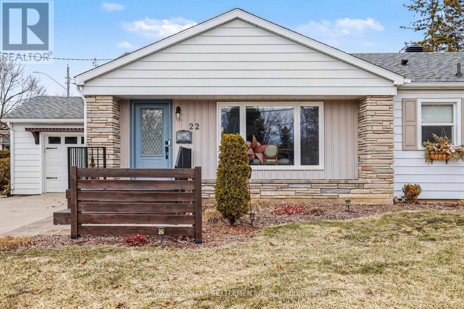 22 Broadview Avenue W, Smiths Falls, Ontario  K7A 4K9 - Photo 1 - X12970258