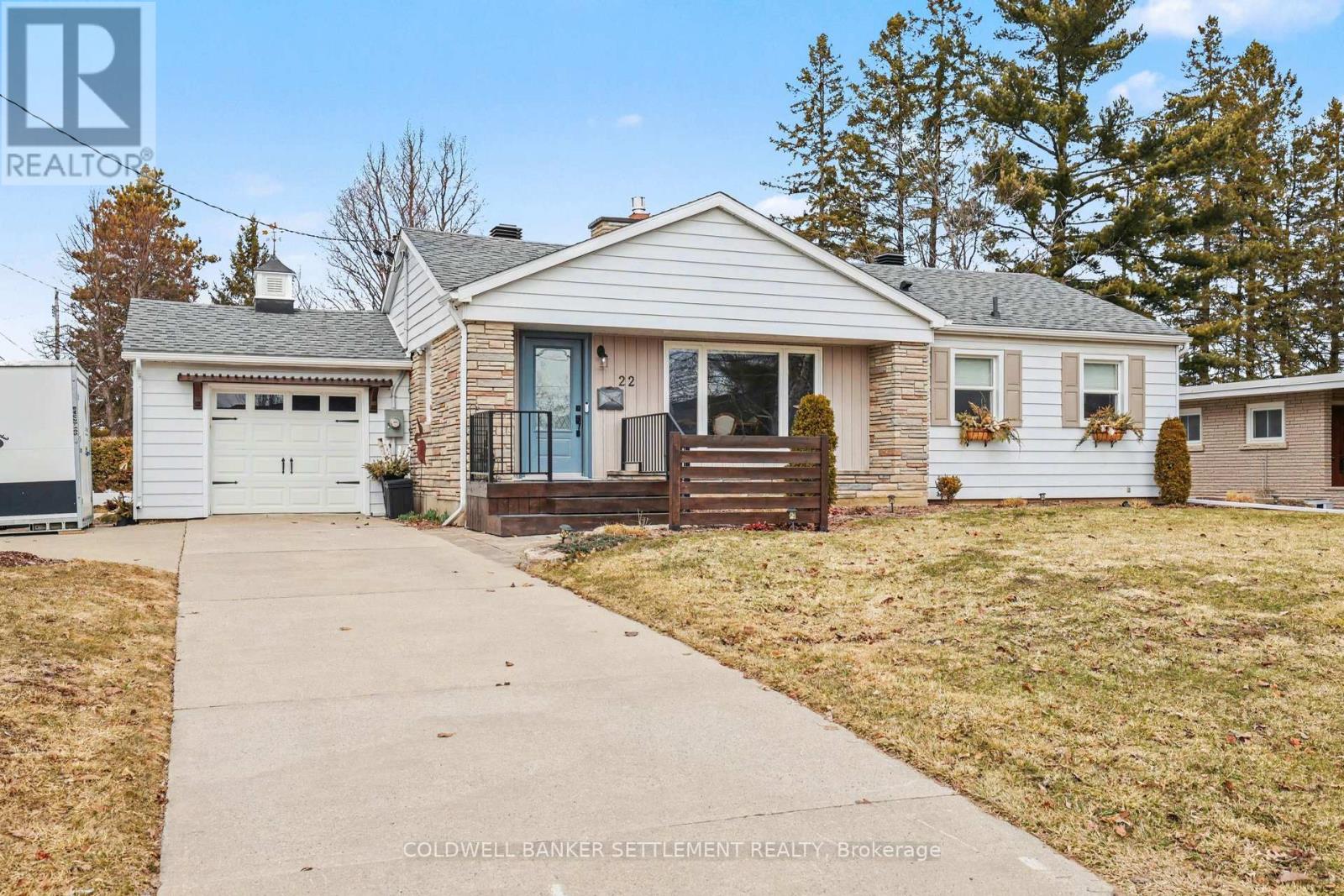 22 Broadview Avenue W, Smiths Falls, Ontario  K7A 4K9 - Photo 2 - X12970258