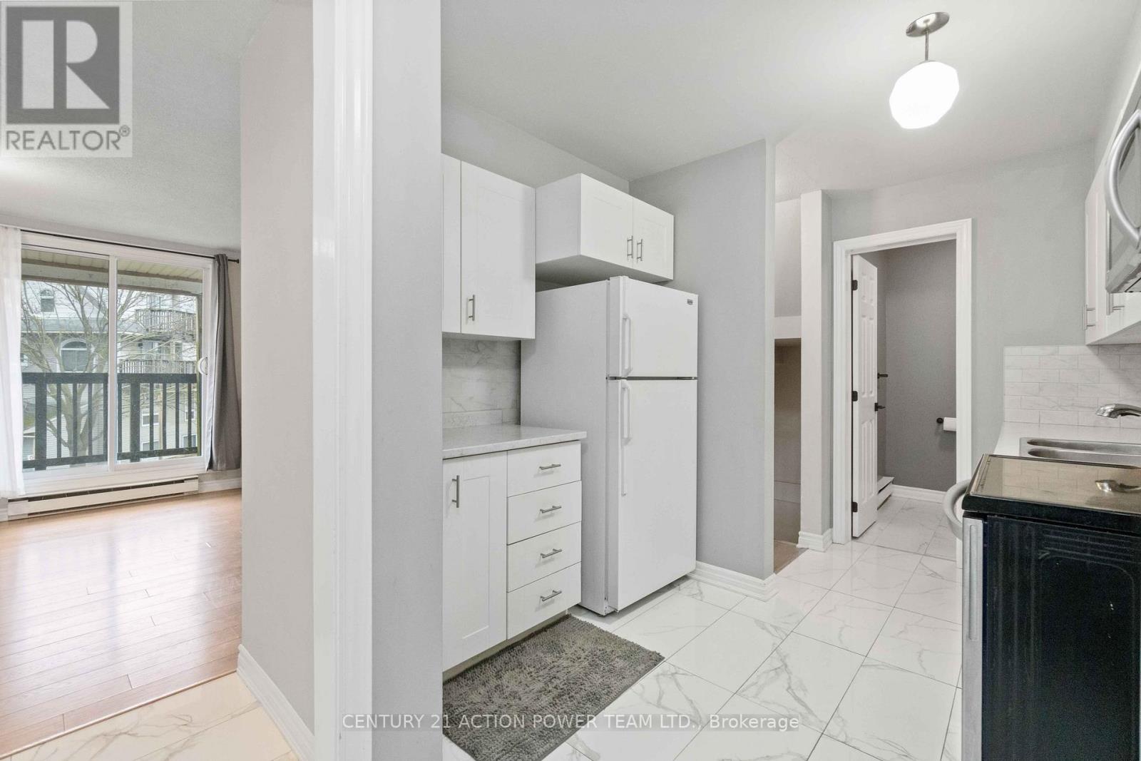 904 Tanguay Court, Ottawa, Ontario  K2L 3X5 - Photo 13 - X12966994