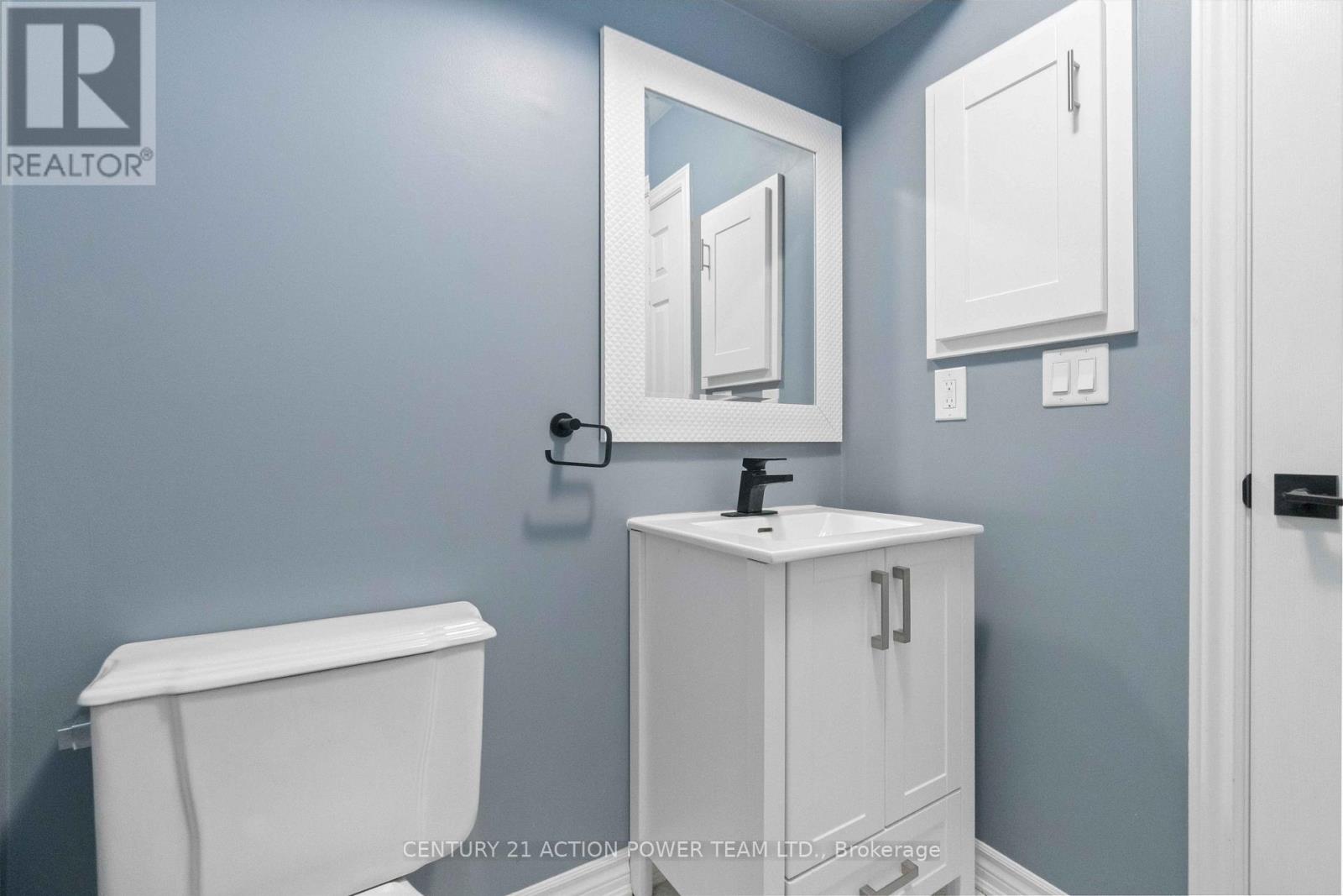 904 Tanguay Court, Ottawa, Ontario  K2L 3X5 - Photo 17 - X12966994