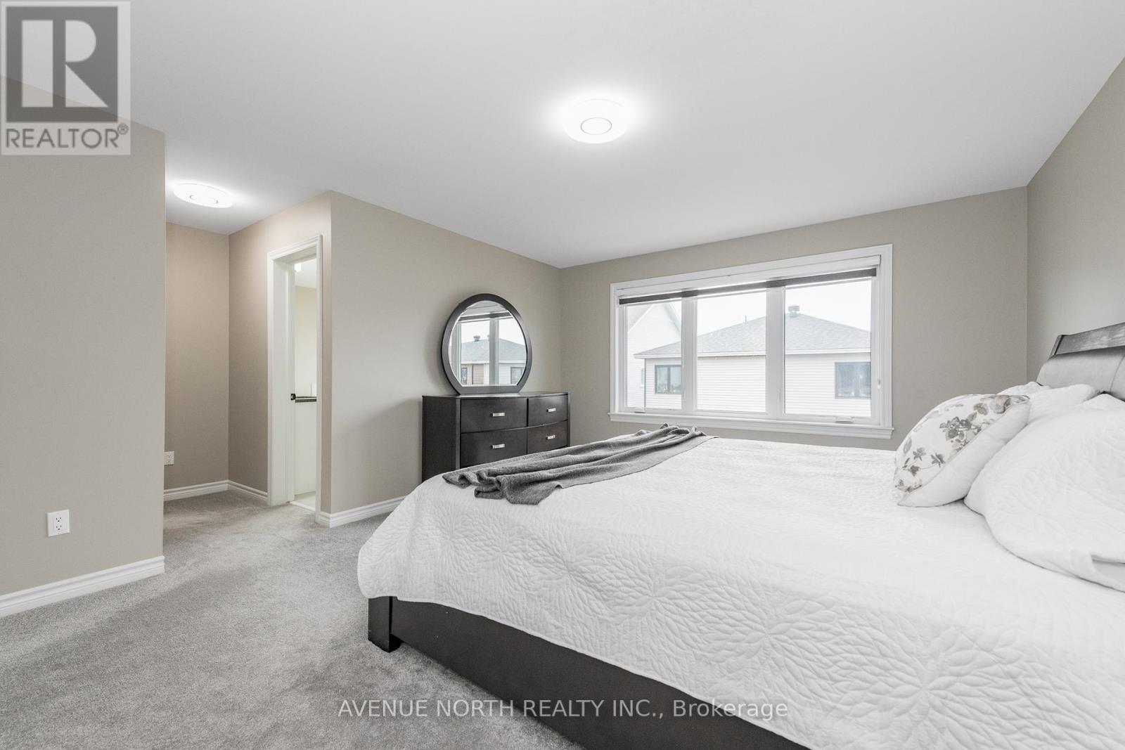 707 Moonflower Crescent, Ottawa, Ontario  K1T 0X8 - Photo 25 - X12973640